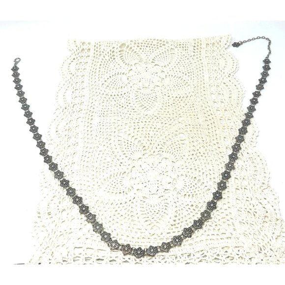 Vintage-Inspired Silver Filigree Necklace  with gemstone insets‎ - Picture 5 of 5